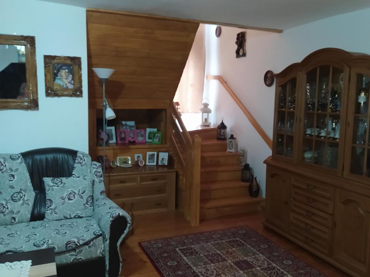 Casa Молдовіца Екстер'єр фото