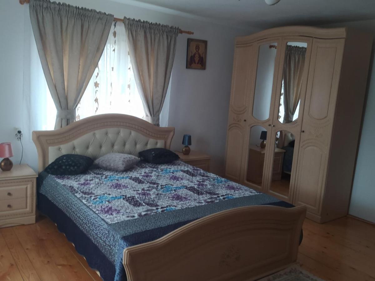 Casa Молдовіца Екстер'єр фото