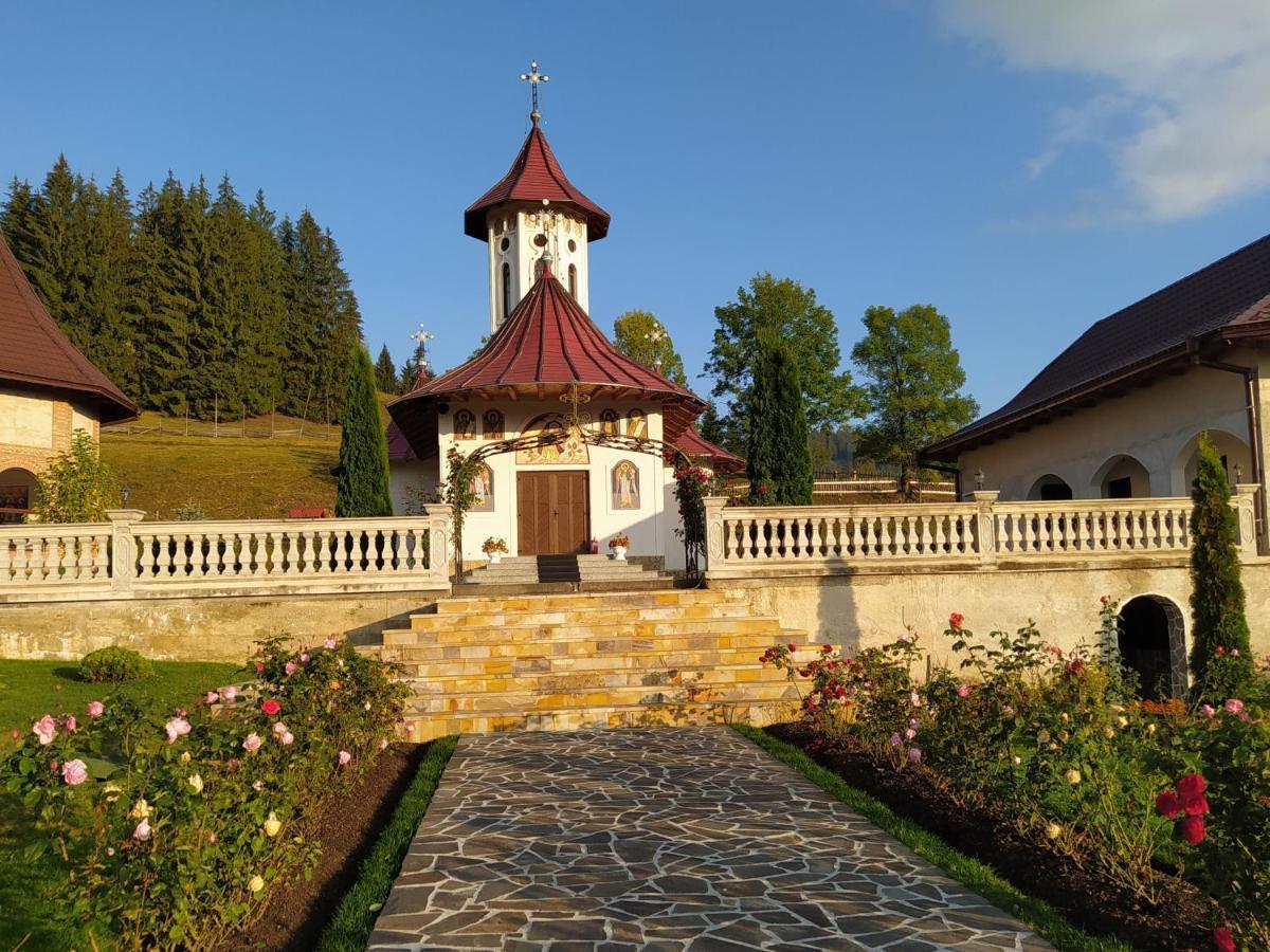 Casa Молдовіца Екстер'єр фото